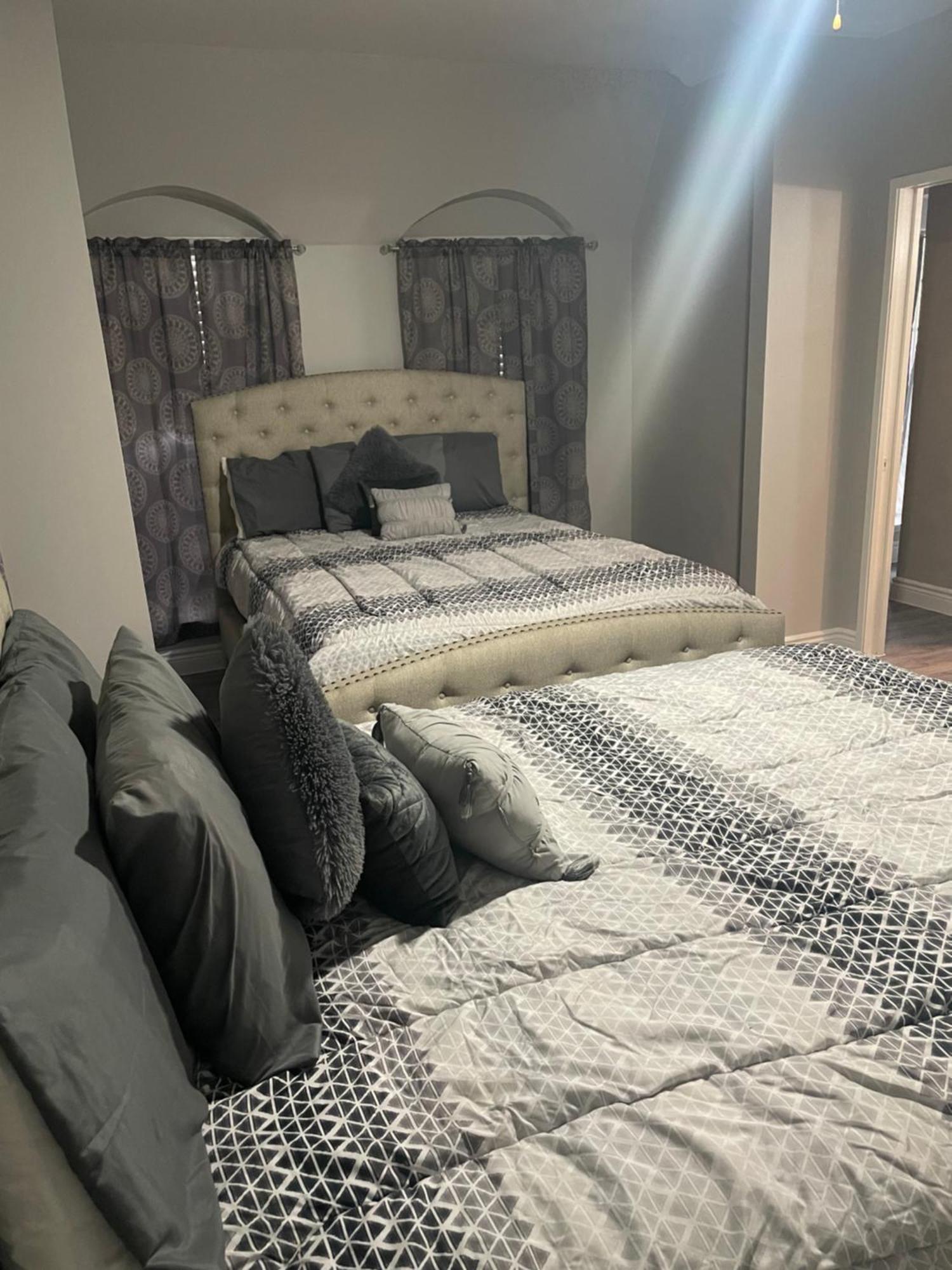 Huge One Bedroom With 2 Queen Size Beds Houston Exteriér fotografie