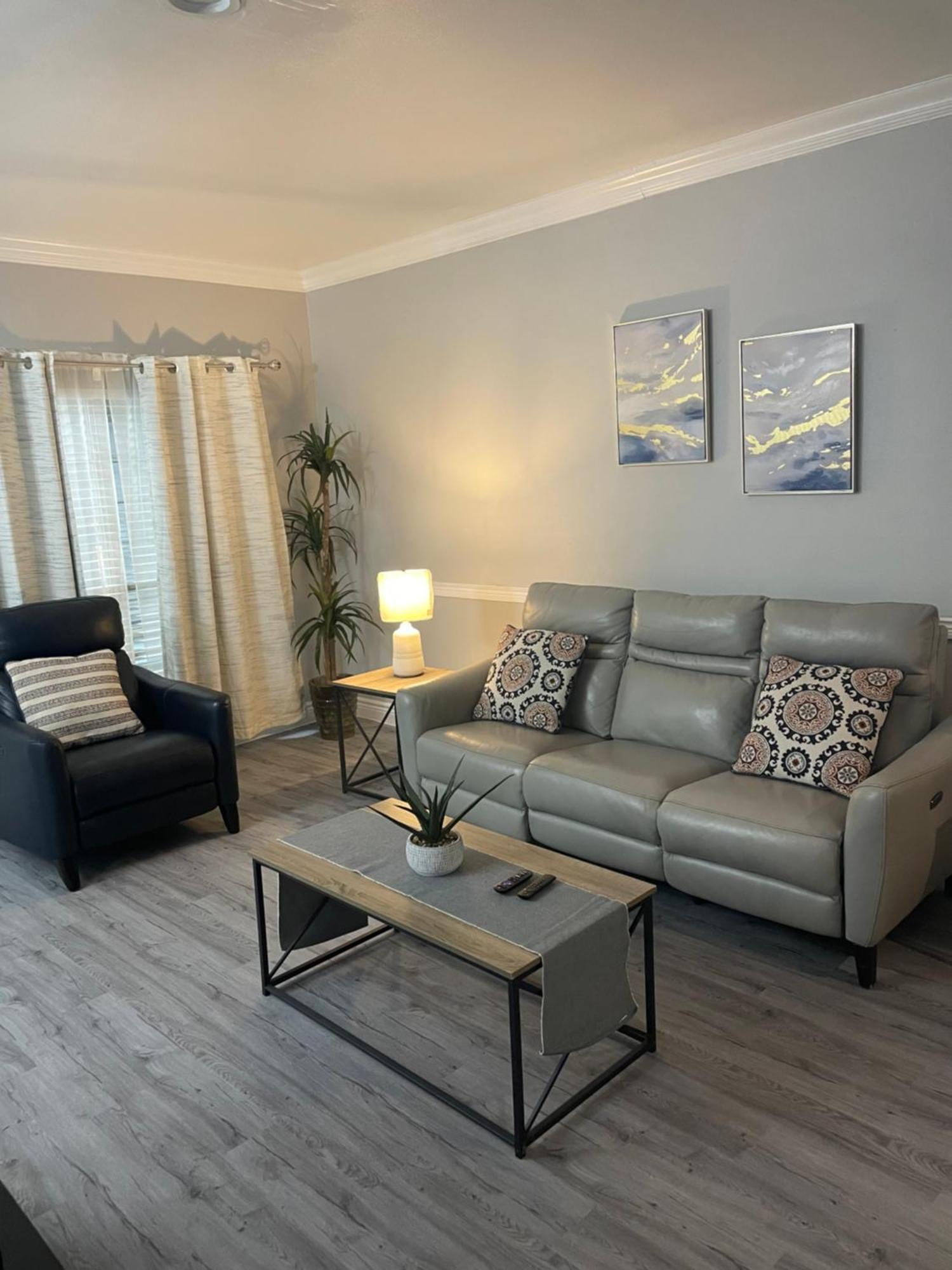 Huge One Bedroom With 2 Queen Size Beds Houston Exteriér fotografie